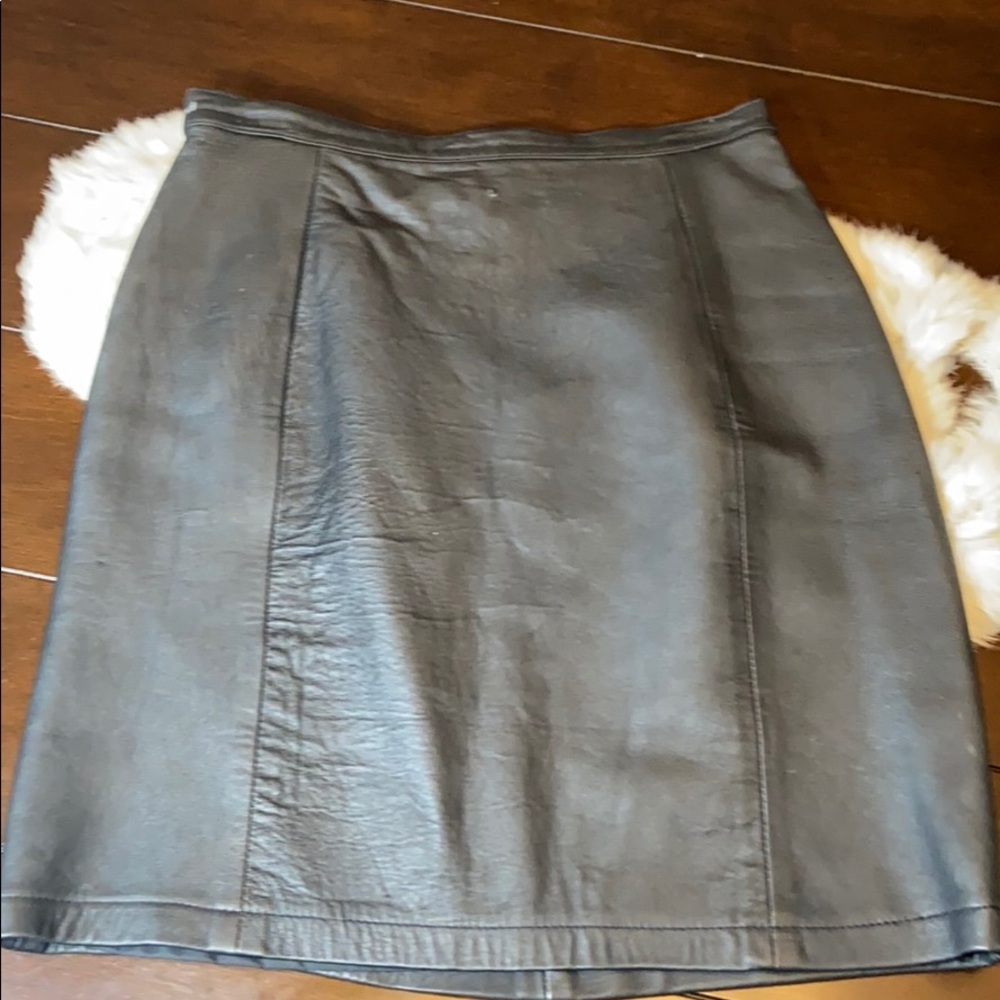 Genuine Leather Skirt. Black. Size 12.